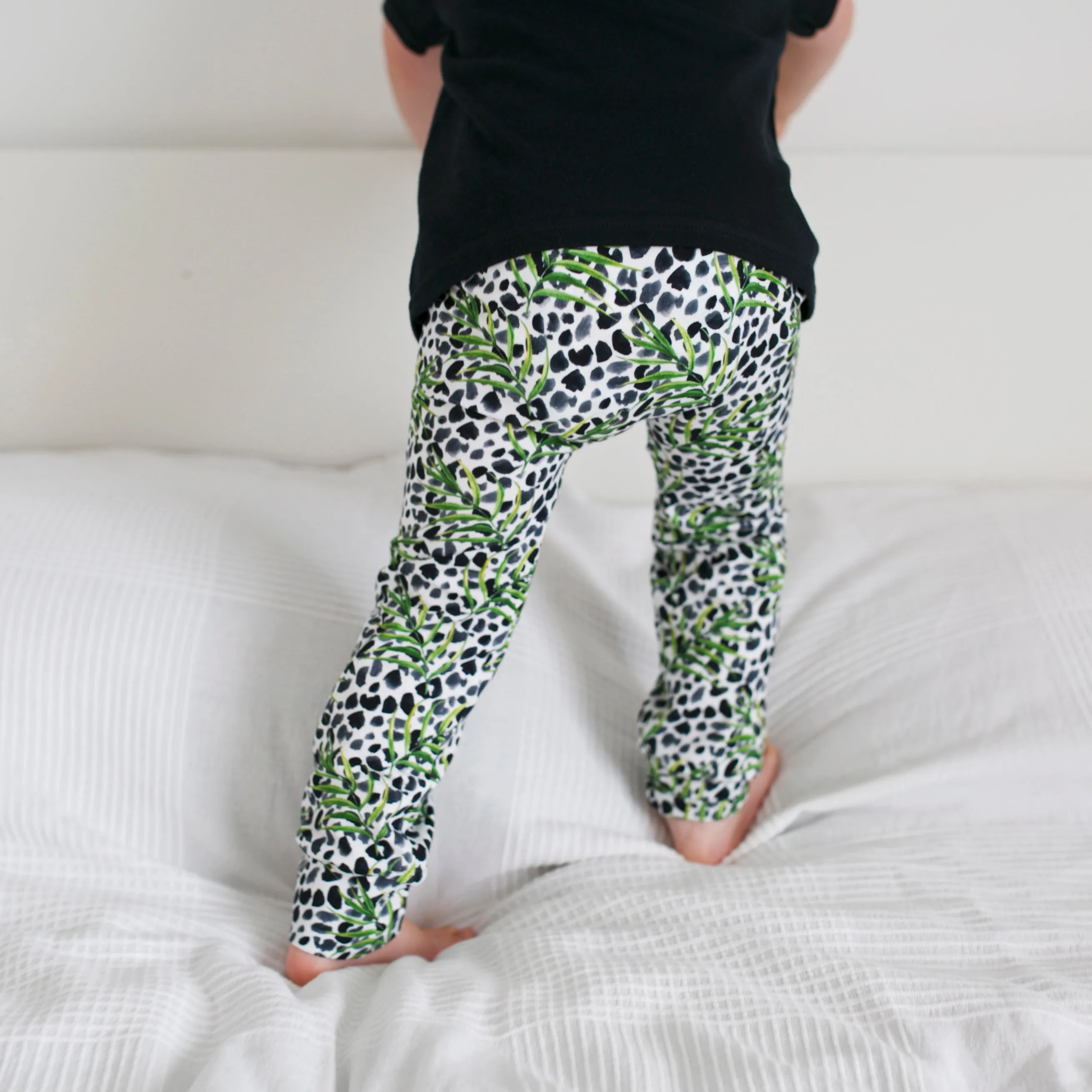 Leafy Leopard Print Leggings