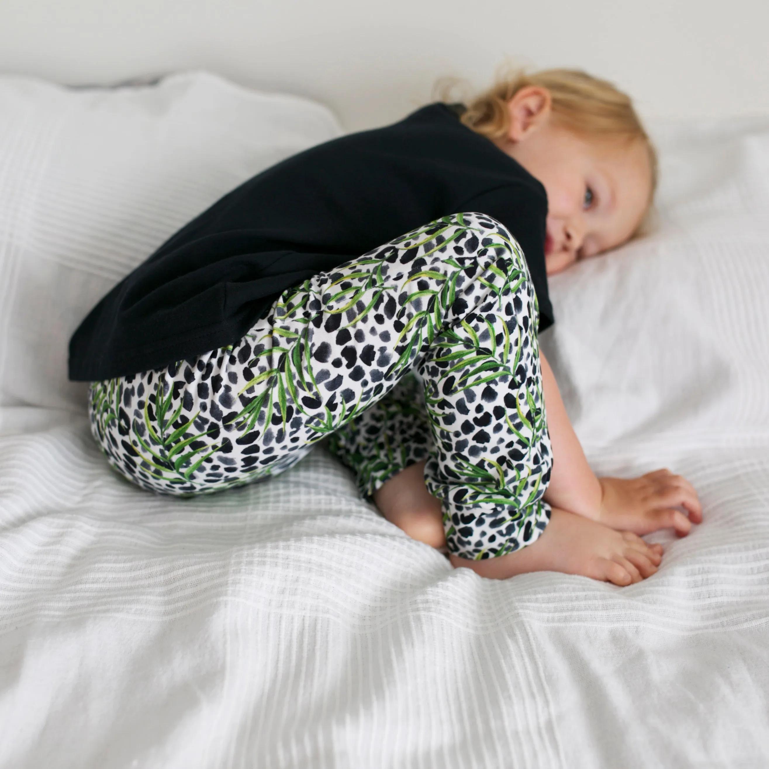 Leafy Leopard Print Leggings