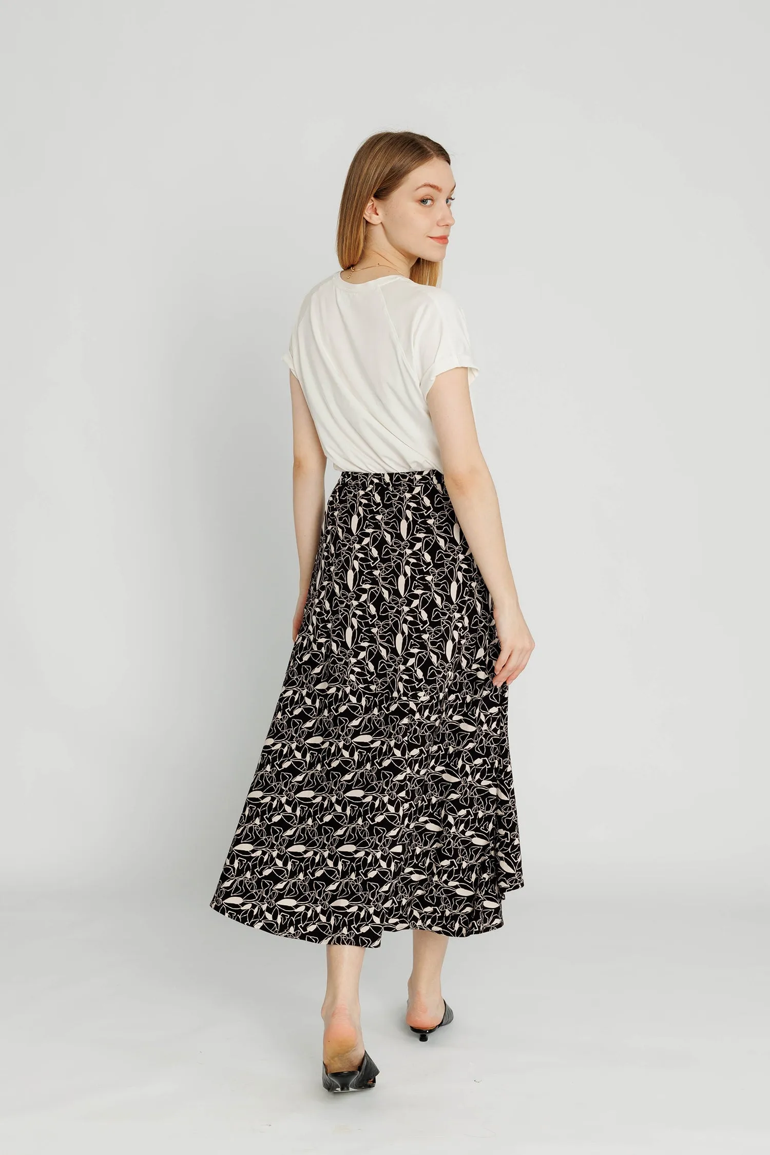 Pull-on Midi Wrap Skirt - Black Botanical